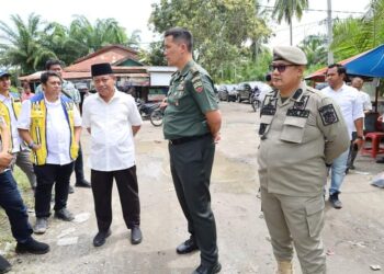 Wali Kota Waris : Tinjau Titik Lokasi Banjir, Pemkot Tanjungbalai Serius Tanggulangi Banjir