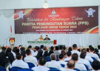 dr H Erik Hadiri Pelantikan 294 Orang PPS Sembilan Kecamatan Labuhanbatu