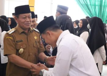 Wali Kota Waris Tholib Hadiri Pelantikan PPS Tahun Pemilihan 2024