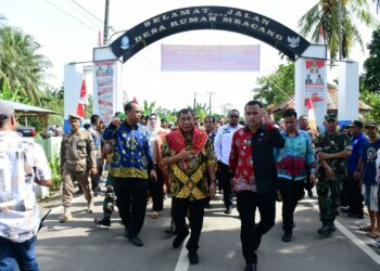 Terima Kasih Pak Bupati, Jalan Kami Sudah Diaspal!