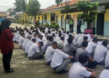 Sat Lantas Polresta Deli Serdang Laksanakan Kegiatan Police Go To School