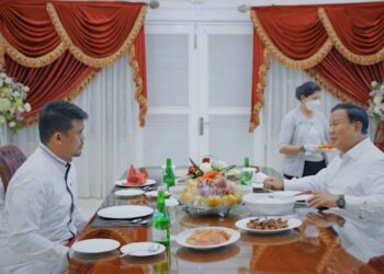 Dijamu Makan Malam Bobby Nasution, Prabowo Subianto Sukai Roti Jala