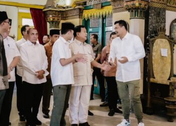 Bobby Nasution Dampingi Prabowo Kunjungi Istana Maimun