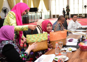 Nawal Lubis Buka Rakerda Dekranasda Sumut, Ajak UMKM Manfaatkan Event Besar sebagai Ajang Promosi