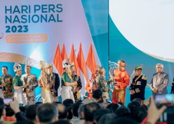 Bobby Nasution Terima Penghargaan Anugerah Kebudayaan PWI Pusat 2023
