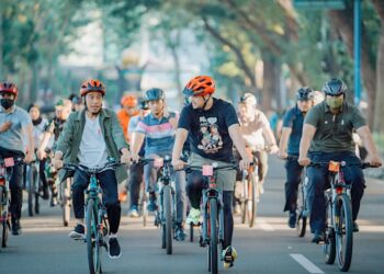 Didampingi Bobby Nasution & Unsur Forkopimda Bersepeda, Presiden : Butuh Keberanian Rubah Wajah Kota Medan