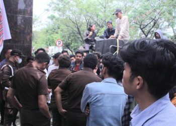 Waduh! Koman Koran Laporkan Dugaan KKN di Biro Pengadaan Barang Jasa Pemprovsu ke Kejati Sumut