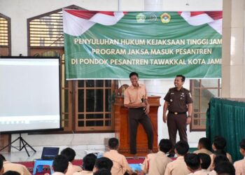 Jaksa bekali bela negara ke santri Pondok Pesantren Tawakkal Jambi