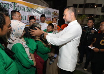 HDCI Ajak Anak Yatim Belanja Baju Lebaran, Wagub Sumut Ucapkan Terima Kasih