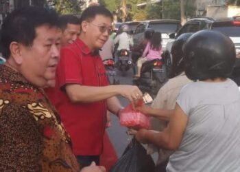 Selama  Ramadhan, DPC PDI Perjuangan Kota Medan Bagikan 5.000 Ifthar
