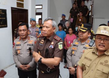 Kajati Sumut Idianto dan Kapoldasu  Mediasi Erlina Zebua dengan Korban Untuk Berdamai, Terdakwa Akhirnya Bisa Berkumpul Dengan Kelima Anaknya