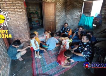 Ampi Madina Berbagi dan Silaturahmi ke Tempat Lima Bersaudara Penderita Katarak