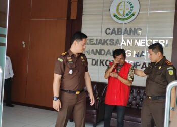 Mantan Bendahara Kantor Camat Kotanopan Ditahan Jaksa, Ini Kasusnya