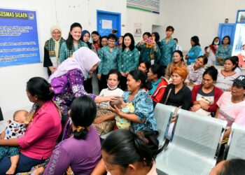 Kunjungi Kabupaten Toba, Nawal Lubis Ingatkan Masyarakat Pentingnya Deteksi Dini Kanker
