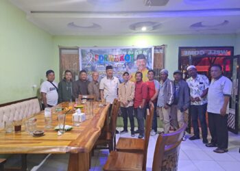 Saipullah, Ketua Ikanas Sekaligus Bacaleg Golkar Bincang Bincang Dengan Wartawan Kota