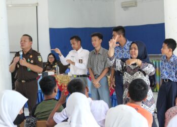 Jaksa Peduli Disabilitas, Kejati Sumut Gelar Penyuluhan Hukum di SLB E Negeri Pembina Medan