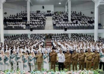 Bupati Madina Serahkan SK PPPK Guru Formasi 2022