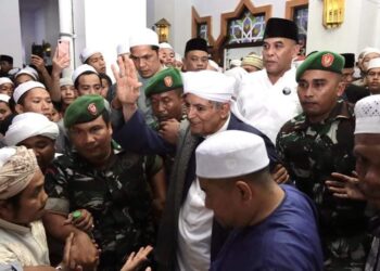 Ribuan Orang Hadiri Tabligh Akbar Habib Athos di Madina