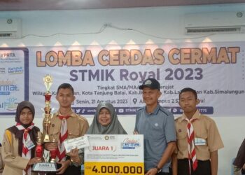 SMA Negeri 4 Kisaran juara 1 Lomba cerdas cermat yang diadakan STMIK Royal