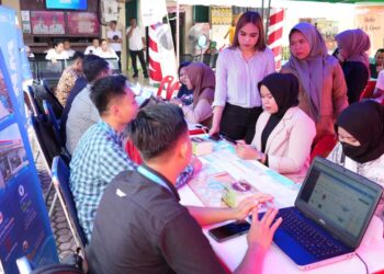 Ratusan Pencari Kerja Berebut Lowongan di Job Fair Mini Kecamatan Medan Perjuangan 