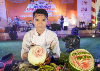 Semangka Menjelma Jadi Mawar di Beranda Kreatif Medan