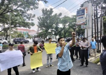 Minta Periksa PT.AKR dan Dinkes Sumut, GPPM Unras di Kejatisu