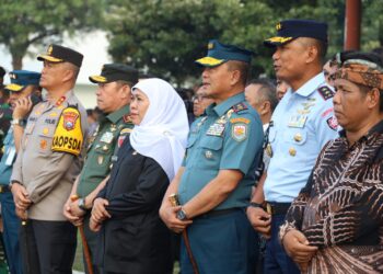 Usai Kunjungi Kota Pahlawan, Pangkoarmada II Lepas Keberangkatan Presiden RI