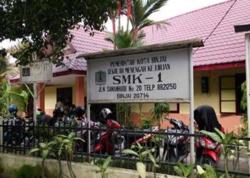 APH Diminta Usut Dana BOP dan BOS di SMKN 1 Binjai