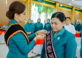 Kahiyang Ayu Lantik Ketua TP PKK Kecamatan Medan Tuntungan