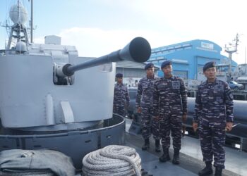 Jelang Pergantian Tahun, Dansatkat Koarmada II Pastikan Kesiapan KRI Singa-651