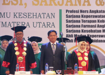 Hadiri Wisuda UNHAJ,  Pj Gubernur Sumut Harapkan Jadi Nakes Berkompeten dan Profesional