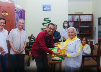 Hadiri Perayaan Natal Dinas Kominfo Sumut,  Pj Gubernur Sumut: Momen Perkuat Ikatan Persaudaraan