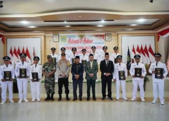 13 Kepala Desa hasil Pemilihan Serentak Gelombang I se Kabupaten Pakpak Bharat Tahun 2023 Dilantik
