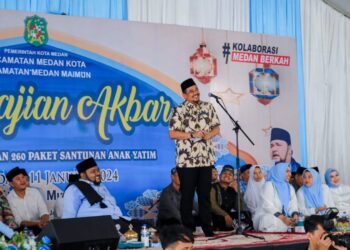 Dipengajian Akbar, Warga Sampaikan Keluhan Kepada Wali Kota Medan