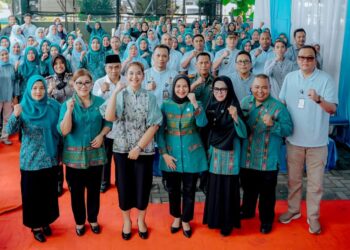 Cegah Kanker Serviks, Kahiyang Ayu Minta Setiap Lingkungan Disediakan Rumah IVA Test