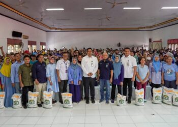 Bantu Ringankan Masyarakat, Bobby Nasution Serahkan BP-CBP Kepada 81.570 KPM