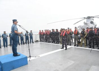 Pangkoarmada II Lepas Keberangkatan KRI SIM-367 Ikuti Latma Milan 2024