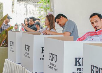 Bobby Nasution dan Kahiyang Ayu Gunakan Hak Suaranya Pada Pilpres 2024