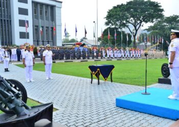 Pangkoarmada II Hadiri Sertijab Komandan Seskoal