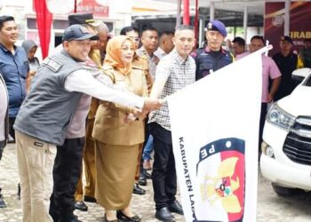 Plt Bupati Labuhanbatu Bersama Kapolres Lepas Pemberangkatan Hasil Rekapitulasi Penghitungan Suara Pilpres dan Caleg