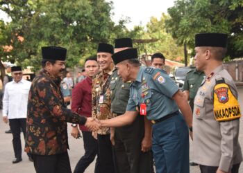 Kaskoarmada II Dampingi Menko Polhukam di Ponpes Syaichona Moh.Cholil