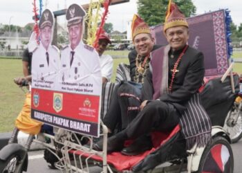 Bupati Pakpak Bharat Franc Benrhard Tumanggor  Hadiri Musrembang Provinsi Dengan Mengendarai Betor