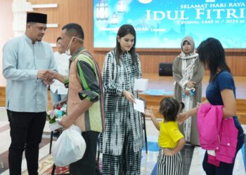 Wali Kota Medan Gelar Open House, Ratusan Masyarakat Padati Rumah Dinas