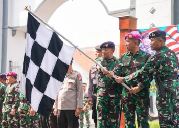 Meriahkan Hardikal ke-78, Pangkoarmada II Hadiri Pelepasan Long March Estafet