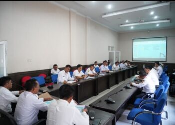 Sekda Kabupaten Pakpak Bharat Pimpin Rapat Evaluasi Capaian Target PAD 2024