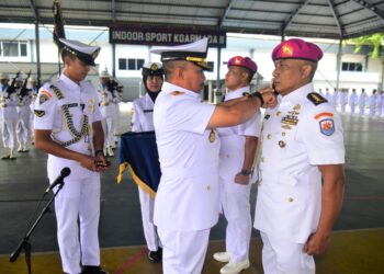 Pangkoarmada II Pimpin Sertijab Komandan Satuan Marinir Koarmada II