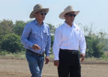 Dari Balaraja untuk Indonesia: Menteri Amran Apresiasi Arie Triyono dengan Model Peternakan Terpadu dan Inti-Plasma PT LSAJ