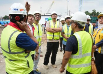 Tinjau Revitalisasi Stadion Teladan, Wali Kota Medan Minta Semua Pihak Kolaborasi Percepat Pembangunan