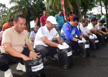 Pj Bupati Launching Gerakan Menanam Cabai