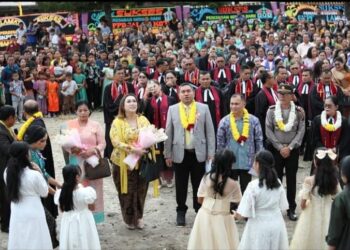 Bupati Pakpak Bharat Franc Bernhard Tumanggor hadiri Peresmian Gereja GKPPD Salak Kota